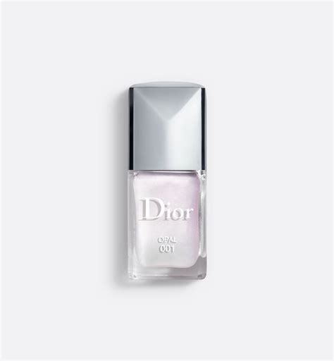 Dior Vernis Top Coat: The Finishing Touch of the Manicure 